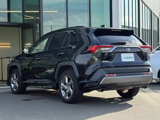 トヨタ ＲＡＶ４ G 東京都 2020(令2)年 3.1万km アティチュードブラックマイカ 純正9インチディスプレイオーディオ/【AM/FM/BT/USB】/モデリスタエアロ/レーダークルーズコントロール/アラウンドビューモニター/前後ドライブレコーダー/パワーシート/シートヒーター/ステアリングヒーター/パワーバックドア/ETC2.0/コーナーセンサー/取扱説明書/保証書/スペアキー×１