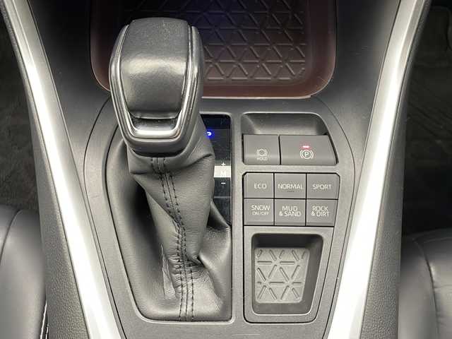 トヨタ ＲＡＶ４ G 長野県 2020(令2)年 3.1万km アティチュードブラックマイカ 4WD/純正メモリナビ/AM/FM/Bluetooth/USB入力端子/クルーズコントロール（追従走行有り）/レーンキープアシスト/アラウンドビューモニター/前後ドライブレコーダー/D席メモリ付きパワーシート/シートヒーター（前後）/エアシート（前後）/ステアリングヒーター/パワーバックドア/ビルトインETC2.0/コーナーセンサー（前後）/電格ミラー/LEDヘッドライト/純正フロアマット/純正18インチアルミ夏タイヤ/スマートキー