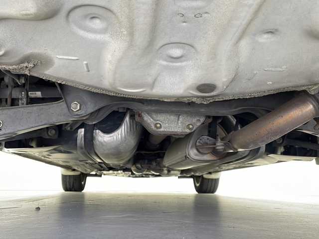 トヨタ ブレビス Ai300 栃木県 2002(平14)年 8.5万km シルバーM 純正ナビ/【ワンセグ/CD/FM/AM/MD】/クルーズコントロール/ETC/バックカメラ/D/Nパワーシート(メモリー機能付き)/ドアバイザー/電格ミラー