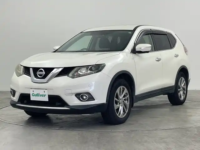 日産 エクストレイル 20Xtt エマージェンシーブレーキ 群馬県 2017(平29)年 5.5万km ブリリアントホワイトパール 純正ナビ　全周囲カメラ　ブラインドスポットモニター　衝突被害軽減ブレーキ　車線逸脱警報　手動運転装置　車いす収納装置付　パワーバックドア　シートヒーター　ＥＴＣ　ＬＥＤ　ドライブレコーダー　禁煙車