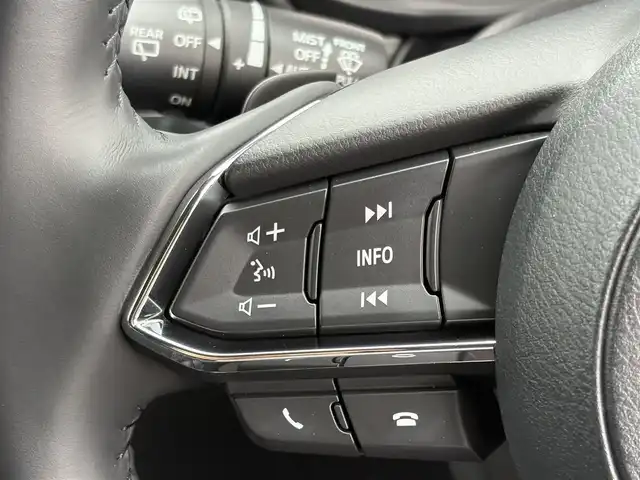 マツダ ＣＸ－５ XD Lパッケージ 大分県 2020(令2)年 2万km ソウルレッドクリスタルM ・ナビ(CD/DVD/BT/SD/AUX/USB)/・全方位カメラ/・ソウルレッド/・BOSE/・ヘッドアップディスプレイ/・全方位カメラ/・全席シートヒーター/・スマートシティブレーキサポート/・ブラインドスポットモニター/・コーナーセンサー/・レーダークルーズコントロール/・ドライブレコーダー/・ETC/・ブレーキホールド/・パドルシフト/・オートハイビーム/・電動リアゲート/・ステアリングヒーター