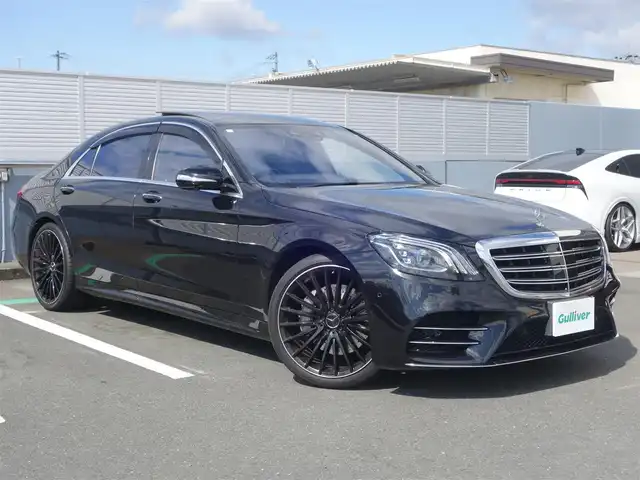 メルセデス・ベンツ Ｓ４００ｄＬ 静岡県 2019(平31)年 4.4万km オブシディアンブラック ＜＜グレード＞＞/　S400ｄロングAMGラインプラス/　ショーファーパッケージ/　3000ｃｃディーゼルツインターボ/車検R8年3月28日/禁煙車/223用OP AMG21インチAW/パノラミックライディングルーフ/レーダーセーフティパッケージ/ブルメスターサウンド／13個/ショーファーパッケージ/　・ショーファーポジションスイッチ/　・イージアジャストラグジュアリーヘッドレスト/　・フットレスト付エグゼグティブシート/　・リラクゼーション機能付/　　マルチコントロールシートバック/　・シートヒータープラス/　・ステアリングヒーター／アームレストヒーター/　・電動ブラインド/　・リアエンターテイメントシステム／ヘッドフォン／　　COMANDOリモコン/メーカーナビ/　CD/DVD/SD/BT/USB/HDMI/全方位カメラ／フロント／サイド/　　／バック／パーキングアシスト/ETC/社外前後ドライブレコーダー/おくだけ充電/ヘッドアップディスプレイ/バニティミラー/全席シートヒーター／エアシート/　メモリー機能付パワーシート/パネルヒーター/プッシュスタート／スマートキー2個/取扱説明書／保証書