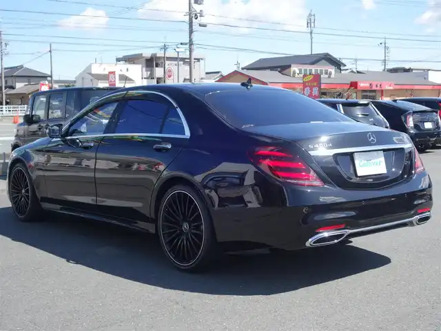 メルセデス・ベンツ Ｓ４００ｄＬ 静岡県 2019(平31)年 4.4万km オブシディアンブラック ＜＜グレード＞＞/　S400ｄロングAMGラインプラス/　ショーファーパッケージ/　3000ｃｃディーゼルツインターボ/車検R8年3月28日/禁煙車/223用OP AMG21インチAW/パノラミックライディングルーフ/レーダーセーフティパッケージ/ブルメスターサウンド／13個/ショーファーパッケージ/　・ショーファーポジションスイッチ/　・イージアジャストラグジュアリーヘッドレスト/　・フットレスト付エグゼグティブシート/　・リラクゼーション機能付/　　マルチコントロールシートバック/　・シートヒータープラス/　・ステアリングヒーター／アームレストヒーター/　・電動ブラインド/　・リアエンターテイメントシステム／ヘッドフォン／　　COMANDOリモコン/メーカーナビ/　CD/DVD/SD/BT/USB/HDMI/全方位カメラ／フロント／サイド/　　／バック／パーキングアシスト/ETC/社外前後ドライブレコーダー/おくだけ充電/ヘッドアップディスプレイ/バニティミラー/全席シートヒーター／エアシート/　メモリー機能付パワーシート/パネルヒーター/プッシュスタート／スマートキー2個/取扱説明書／保証書