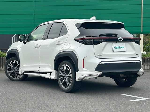 トヨタ ヤリスクロス ハイブリッド Z 茨城県 2022(令4)年 4.2万km ホワイトパールクリスタルシャイン 純正8型ディスプレイオーディオ/AppleCarPlay/バックカメラ/ビルトインETC/ブラインドスポットモニター/ドライブレコーダー/ハーフレザーシート/パワーシート/シートヒーター/モデリスタエアロ/パーキングアシスト/レーンキープアシスト/レーダー付きクルーズコントロール/横滑り防止装置/衝突軽減システム/LEDヘッドライト/オートライト/オートマチックハイビーム/純正18インチアルミホイール/純正フロアマット/スマートキー