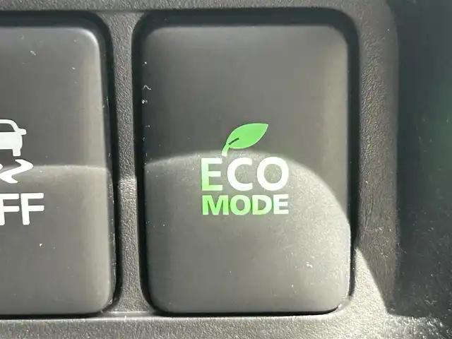 三菱 デリカＤ：５ アーバンギア G 岡山県 2019(平31)年 4.1万km ダイヤモンドブラックマイカ 登録時走行距離40168km/純正10.1インチナビ/フリップダウンモニター/フルセグTV(AM.FM.CD.DVD.TV.BT)/両側パワースライドドア/全方位カメラ/ETC/e-Assist/クリアランスソナー/衝突軽減ブレーキ/横滑り防止装置/クルーズコントロール(追従走行あり)/車線逸脱警報（レーンキープアシスト）/オートライト/オートマチックハイビーム/アイドリングストップ/18インチ純正AW/純正フロアマット/スマートキー