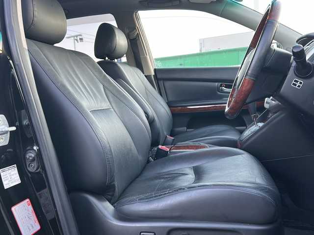 トヨタ ハリアー 240G プレミアム Lパッケージ 徳島県 2010(平22)年 11万km ブラック 純正HDDナビ/（DISC/MD）/サンルーフ/バックカメラ/純正18AW/前席パワーシート/ハーフレザーシート/前席シートヒーター/ステアリングリモコン/純正ドアバイザー/社外フロアマット/ETC/リモコンキー/キセノンヘッドライト