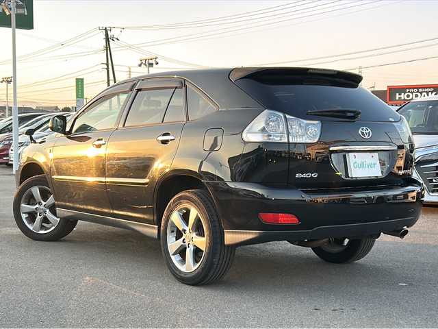 トヨタ ハリアー 240G プレミアム Lパッケージ 徳島県 2010(平22)年 11万km ブラック 純正HDDナビ/（DISC/MD）/サンルーフ/バックカメラ/純正18AW/前席パワーシート/ハーフレザーシート/前席シートヒーター/ステアリングリモコン/純正ドアバイザー/社外フロアマット/ETC/リモコンキー/キセノンヘッドライト