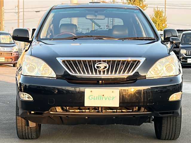 トヨタ ハリアー 240G プレミアム Lパッケージ 徳島県 2010(平22)年 11万km ブラック 純正HDDナビ/（DISC/MD）/サンルーフ/バックカメラ/純正18AW/前席パワーシート/ハーフレザーシート/前席シートヒーター/ステアリングリモコン/純正ドアバイザー/社外フロアマット/ETC/リモコンキー/キセノンヘッドライト