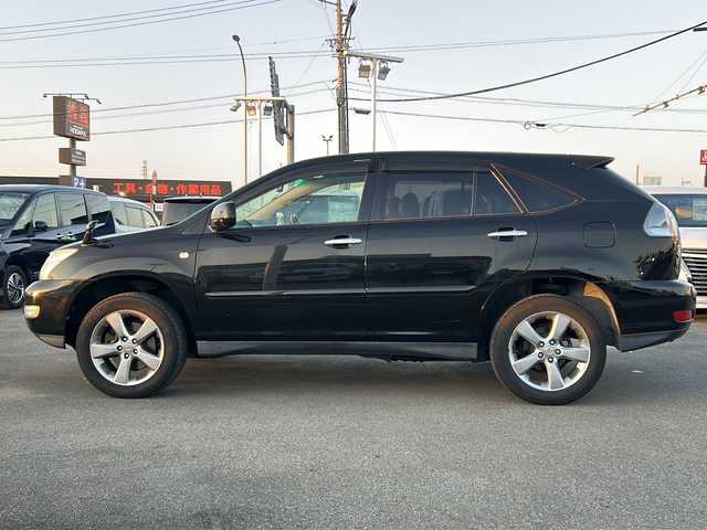 トヨタ ハリアー 240G プレミアム Lパッケージ 徳島県 2010(平22)年 11万km ブラック 純正HDDナビ/（DISC/MD）/サンルーフ/バックカメラ/純正18AW/前席パワーシート/ハーフレザーシート/前席シートヒーター/ステアリングリモコン/純正ドアバイザー/社外フロアマット/ETC/リモコンキー/キセノンヘッドライト