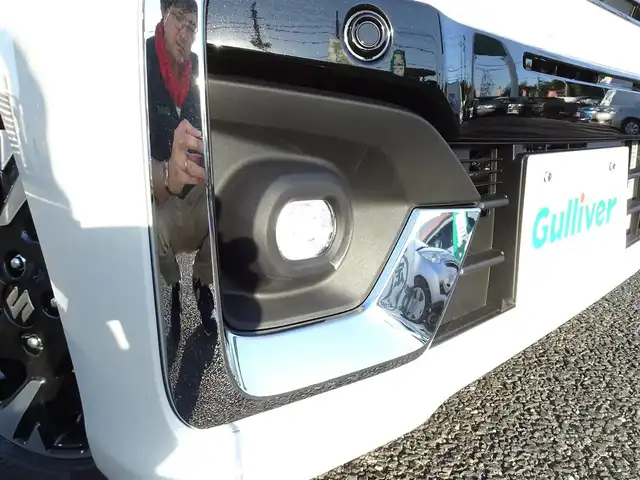 スズキ スペーシア カスタム HYBRID XS ターボ 千葉県 2025(令7)年 0.1千km ピュアホワイトパール/ブラック2トーン 【届出済未使用車】/【ピュアホワイトP/ブラック2トーン（C2H）】/LEDヘッドライト/LEDフォグランプ/パドルシフト/パワーモード/ヘッドアップディスプレイ/スズキセーティサポート/両側パワースライドドア/ハーフレザーシート/シートヒーター/純正15インチAW/アダプティブクルーズコントロール/プッシュスタート/スマートキー2本/プレミアムUV/IRカットガラス/サイド/カーテンエアバッグ/保証書/取扱説明書/