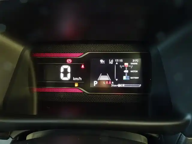 スズキ スペーシア カスタム HYBRID XS ターボ 千葉県 2025(令7)年 0.1千km ピュアホワイトパール/ブラック2トーン 【届出済未使用車】/【ピュアホワイトP/ブラック2トーン（C2H）】/LEDヘッドライト/LEDフォグランプ/パドルシフト/パワーモード/ヘッドアップディスプレイ/スズキセーティサポート/両側パワースライドドア/ハーフレザーシート/シートヒーター/純正15インチAW/アダプティブクルーズコントロール/プッシュスタート/スマートキー2本/プレミアムUV/IRカットガラス/サイド/カーテンエアバッグ/保証書/取扱説明書/