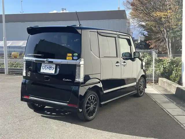 ホンダ Ｎ ＢＯＸ カスタム ターボ SSブラックSパッケージ 福島県 2017(平29)年 9.2万km クリスタルブラックパール (株)IDOMが運営する【じしゃロン福島店】の自社ローン専用車両になります。こちらは現金またはオートローンご利用時の価格です。自社ローンご希望の方は別途その旨お申付け下さい/純正ナビ（AM/FM/CD/iPod/SD/BT)/ワンセグテレビ/バックカメラ/両側パワースライドドア/ETC/クルーズコントロール/シートヒーター/ステアリングスイッチ/パドルシフト/ハーフレザーシート/純正15インチアルミ/純正マット/バイザー/衝突被害軽減ブレーキ/横滑り防止装置