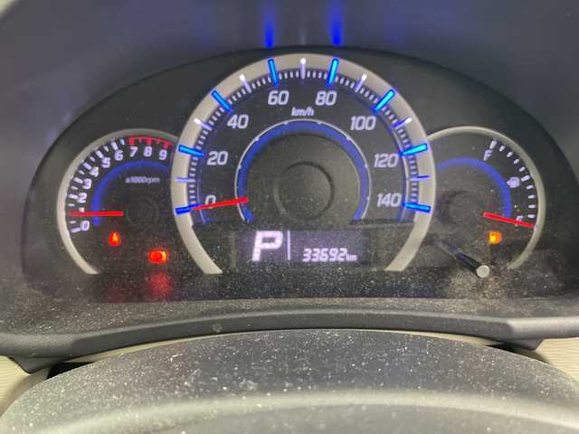 スズキ ワゴンＲ FX 愛知県 2013(平25)年 3.4万km スペリアホワイト 純正オーディオ/(CD AUX FM AM)/衝突軽減ブレーキ/アイドリングストップ/純正フロアマット/電動格納ドアミラー/ドアバイザー/横滑り防止装置/ヘッドライトレベライザー/ISO FIX/ABS/盗難防止装置/Wエアバック