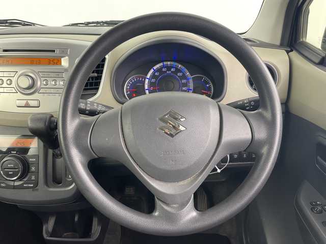 スズキ ワゴンＲ FX 愛知県 2013(平25)年 3.4万km スペリアホワイト 純正オーディオ/(CD AUX FM AM)/衝突軽減ブレーキ/アイドリングストップ/純正フロアマット/電動格納ドアミラー/ドアバイザー/横滑り防止装置/ヘッドライトレベライザー/ISO FIX/ABS/盗難防止装置/Wエアバック