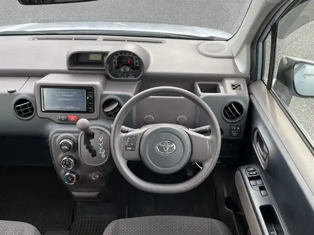 トヨタ スペイド F 千葉県 2015(平27)年 6.1万km ライトブルーマイカメタリック 純正7インチナビ/(FM/AM/Bluetooth)/バックカメラ/フロントカメラ/片側パワースライドドア/横滑り防止装置/ETC/電動格納ミラー/フロアマット/ドアバイザー/スペアキー