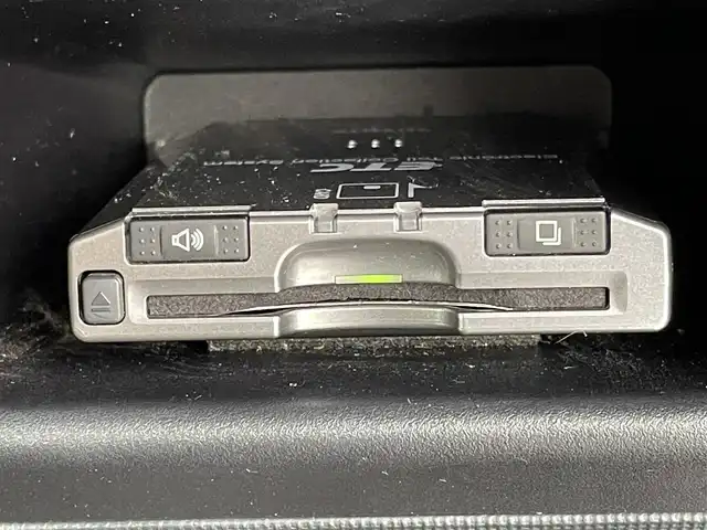 トヨタ スペイド F 千葉県 2015(平27)年 6.1万km ライトブルーマイカメタリック 純正7インチナビ/(FM/AM/Bluetooth)/バックカメラ/フロントカメラ/片側パワースライドドア/横滑り防止装置/ETC/電動格納ミラー/フロアマット/ドアバイザー/スペアキー