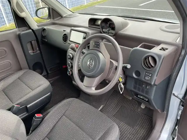 トヨタ スペイド F 千葉県 2015(平27)年 6.1万km ライトブルーマイカメタリック 純正7インチナビ/(FM/AM/Bluetooth)/バックカメラ/フロントカメラ/片側パワースライドドア/横滑り防止装置/ETC/電動格納ミラー/フロアマット/ドアバイザー/スペアキー