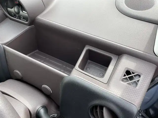 トヨタ スペイド F 千葉県 2015(平27)年 6.1万km ライトブルーマイカメタリック 純正7インチナビ/(FM/AM/Bluetooth)/バックカメラ/フロントカメラ/片側パワースライドドア/横滑り防止装置/ETC/電動格納ミラー/フロアマット/ドアバイザー/スペアキー