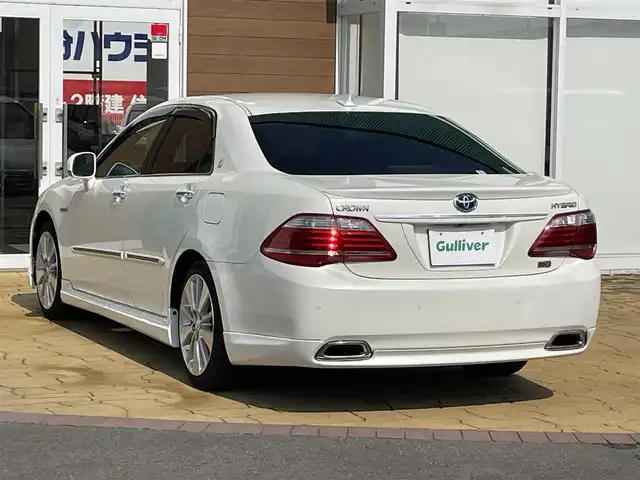 トヨタ クラウン ハイブリッド Gパッケージ 宮崎県 2012(平24)年 8.9万km ホワイトパールクリスタルシャイン サンルーフ/レーダークルーズコントロール/プリクラッシュセーフティ/純正ナビ/Ｂｌｕｅｔｏｏｔｈオーディオ/バックカメラ/フルセグテレビ/ＭＴモード付きＡＴ/Ｄ＋Ｎ席パワーシート/Ｄ＋Ｎ席シートヒーター/前方コムテックドライブレコーダー/LEDヘッドライト/純正アルミホイール(18インチ)/横滑り防止装置/プッシュスタート/スマートキー/カーテンエアバッグ/エアバッグ(W+サイド＋カーテン）