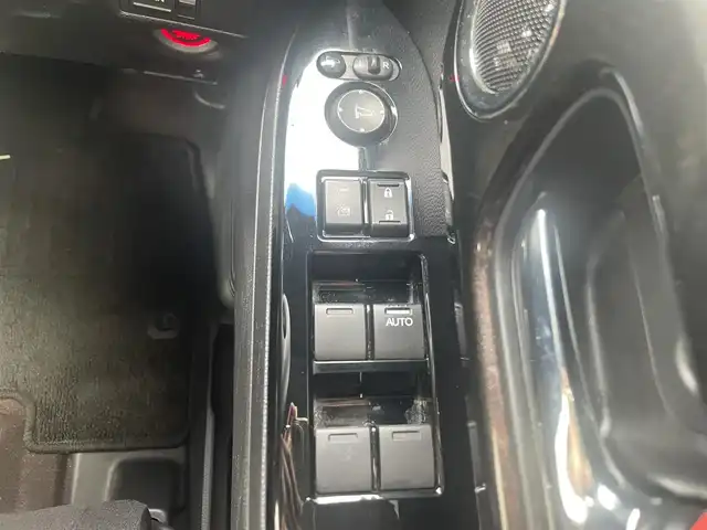 ホンダ Ｎ ＢＯＸ カスタム G L ホンダセンシング 熊本県 2018(平30)年 7.2万km ブリリアントスポーティブルーメタリック2トーン (株)IDOMが運営する【じしゃロン熊本店】の自社ローン専用車両になりますこちらは現金またはオートローンご利用時の価格です。自社ローンご希望の方は別途その旨お申付け下さい/純正ナビ　/バックカメラ　/片側パワースライドドア　/クルーズコントローラー　/ビルトインETC　/ホンダセンシング　/レーンキープアシスト　/W+サイドエアバッグ　/カーテンエアバッグ　/プッシュスタート