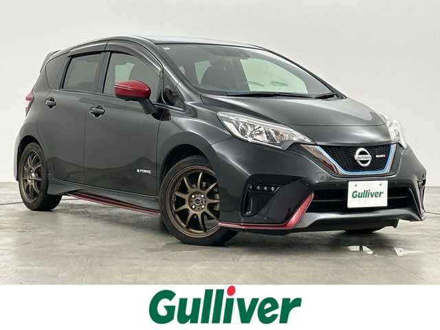 日産 ノート e－パワー ニスモ 福岡県 2017(平29)年 6.4万km スーパーブラック 純正ナビ（フルセグＴＶ）　/全方位カメラ　/エマージェンシーブレーキ　/横滑り防止装置　/レーンキープ　/デジタルインナーミラー　/ナビ連動前方ドラレコ　/EＴＣ　レーダー探知機　/プッシュスタート　/オートエアコン/LEDライト