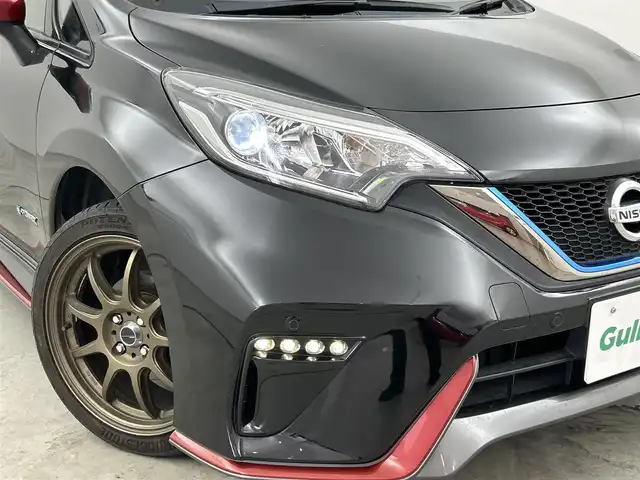 日産 ノート e－パワー ニスモ 福岡県 2017(平29)年 6.4万km スーパーブラック 純正ナビ（フルセグＴＶ）　/全方位カメラ　/エマージェンシーブレーキ　/横滑り防止装置　/レーンキープ　/デジタルインナーミラー　/ナビ連動前方ドラレコ　/EＴＣ　レーダー探知機　/プッシュスタート　/オートエアコン/LEDライト