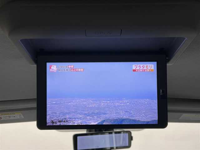 日産 セレナ e－パワー ハイウェイスター V 愛媛県 2021(令3)年 3.2万km ブリリアントホワイトパール 2トーン ワンオーナー/純正10インチナビ/(Bluetooth/フルセグ)/プロパイロット/フリップダウンモニター/インテリジェンスルームミラー/アラウンドビューモニター/カプロンシート/両側電動スライドドア/ドライブレコーダー/衝突被害軽減ブレーキ/コーナーセンサー/レーンキープアシスト/ETC/サイドサンシェード/オートホールド/ステアリングスイッチ/オートライト/フォグランプ/スペアキー/保証書