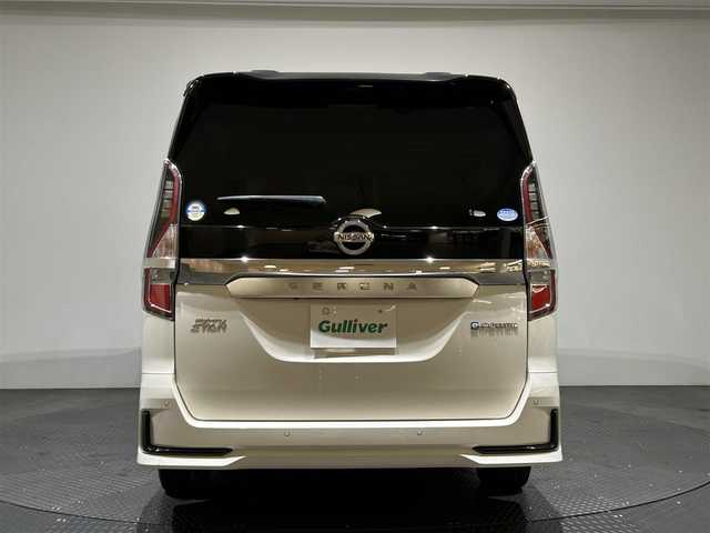 日産 セレナ e－パワー ハイウェイスター V 愛媛県 2021(令3)年 3.2万km ブリリアントホワイトパール 2トーン ワンオーナー/純正10インチナビ/(Bluetooth/フルセグ)/プロパイロット/フリップダウンモニター/インテリジェンスルームミラー/アラウンドビューモニター/カプロンシート/両側電動スライドドア/ドライブレコーダー/衝突被害軽減ブレーキ/コーナーセンサー/レーンキープアシスト/ETC/サイドサンシェード/オートホールド/ステアリングスイッチ/オートライト/フォグランプ/スペアキー/保証書