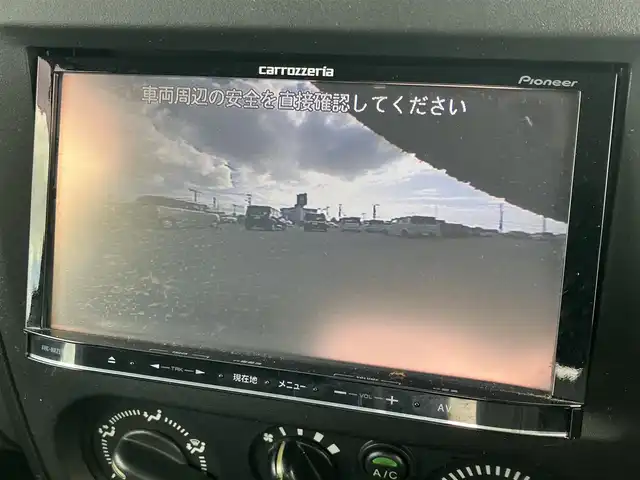 スズキ ジムニー クロスアドベンチャー XC 道南・函館 2011(平23)年 3.4万km クエーサーグレーメタリック ／社外ナビ（BT/CD/DVD)/／フルセグＴＶ/／バックカメラ/／ＥＴＣ/／運転席シートヒーター/／合皮シート/／ライトレベライザー/／トランスファーボタン/／５速マニュアル/／純正アルミホイール/／フォグランプ