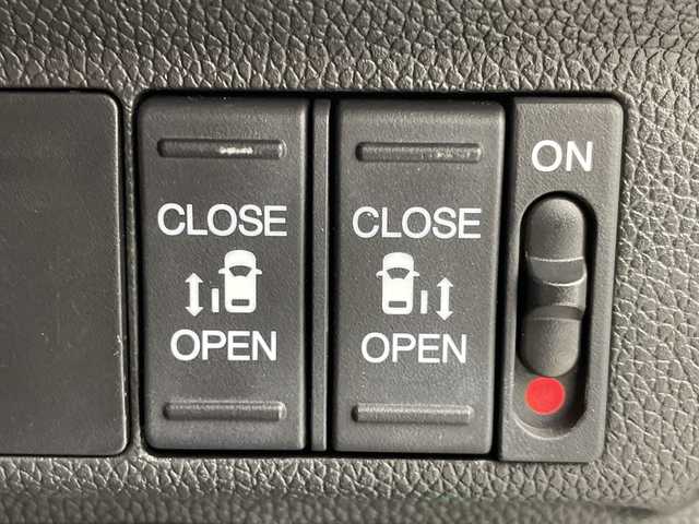 ホンダ フリード＋ ハイブリット G ホンダセンシング 岐阜県 2020(令2)年 7万km プラチナホワイトパール 純正SDナビ（VXM-204VFi)/フルセグ/DVD/BT/USB/バックカメラ/ホンダセンシング/・アダプティブクルーズコントロール/・誤発進抑制機能:/・車線維持支援システム/・後方誤発進抑制機能/・衝突被害軽減ブレーキ/パーキングセンサー/純正ドライブレコーダー/純正ビルトインETC/ハーフレザーシート/前席シートヒーター/両側パワースライドドア/純正フロアマット/サンシェード/純正15インチAW/寒冷地仕様/プッシュスタート/LEDオートライト