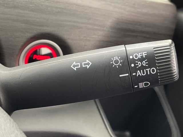 ホンダ フリード＋ ハイブリット G ホンダセンシング 岐阜県 2020(令2)年 7万km プラチナホワイトパール 純正SDナビ（VXM-204VFi)/フルセグ/DVD/BT/USB/バックカメラ/ホンダセンシング/・アダプティブクルーズコントロール/・誤発進抑制機能:/・車線維持支援システム/・後方誤発進抑制機能/・衝突被害軽減ブレーキ/パーキングセンサー/純正ドライブレコーダー/純正ビルトインETC/ハーフレザーシート/前席シートヒーター/両側パワースライドドア/純正フロアマット/サンシェード/純正15インチAW/寒冷地仕様/プッシュスタート/LEDオートライト