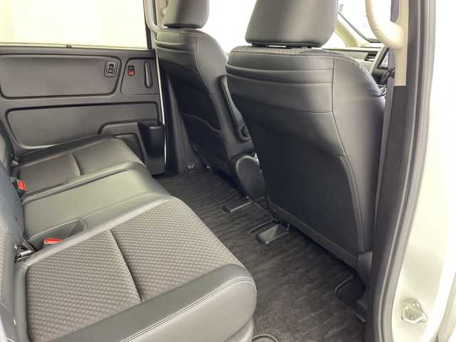 ホンダ フリード＋ ハイブリット G ホンダセンシング 岐阜県 2020(令2)年 7万km プラチナホワイトパール 純正SDナビ（VXM-204VFi)/フルセグ/DVD/BT/USB/バックカメラ/ホンダセンシング/・アダプティブクルーズコントロール/・誤発進抑制機能:/・車線維持支援システム/・後方誤発進抑制機能/・衝突被害軽減ブレーキ/パーキングセンサー/純正ドライブレコーダー/純正ビルトインETC/ハーフレザーシート/前席シートヒーター/両側パワースライドドア/純正フロアマット/サンシェード/純正15インチAW/寒冷地仕様/プッシュスタート/LEDオートライト