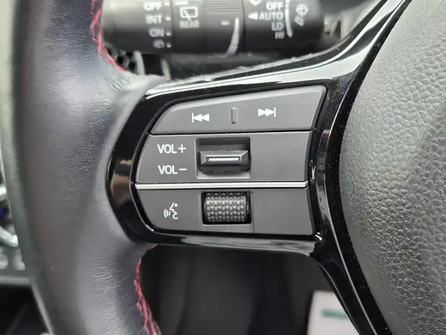 ホンダ シビック EX 鹿児島県 2022(令4)年 3.8万km プラチナホワイトパール ＢＯＳＥプレミアムサウンドシステム　/アダプティブクルーズコントロール　/ＥＴＣ２．０　/ｉＱ充電　/ホンダセンシング　/Ｄ＋Ｎ席パワーシート　/Ｄ＋Ｎ席シートヒーター　/前後ドライブレコーダー　/純正ＨＤＤナビ/Bluetoothオーディオ/フロントワイドビューカメラ/トラフィックジャムアシスト/アダプティブドライビングビーム/レーンキープアシスト/横滑り防止装置/前後コーナーセンサー/エアバッグ(W＋サイド)/カーテンエアバッグ