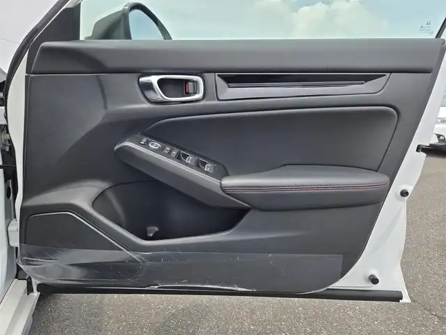 ホンダ シビック EX 鹿児島県 2022(令4)年 3.8万km プラチナホワイトパール ＢＯＳＥプレミアムサウンドシステム　/アダプティブクルーズコントロール　/ＥＴＣ２．０　/ｉＱ充電　/ホンダセンシング　/Ｄ＋Ｎ席パワーシート　/Ｄ＋Ｎ席シートヒーター　/前後ドライブレコーダー　/純正ＨＤＤナビ/Bluetoothオーディオ/フロントワイドビューカメラ/トラフィックジャムアシスト/アダプティブドライビングビーム/レーンキープアシスト/横滑り防止装置/前後コーナーセンサー/エアバッグ(W＋サイド)/カーテンエアバッグ