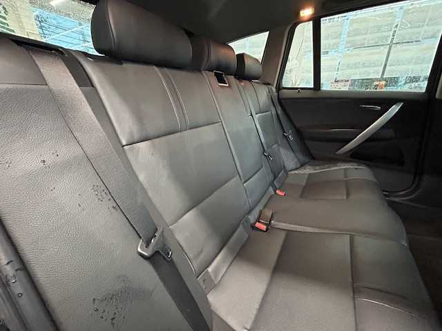 ＢＭＷ Ｘ３ 3．0si 宮城県 2007(平19)年 18.2万km サファイアブラックP ４WD/ワンオーナー/純正ナビ（AM/FM/TV）/サンルーフ/レザーシート/前席シートヒーター/ダウンヒルアシストコントロール/コーナーセンサー/オートライト/ドラレコ/サマータイヤ純正AW（２３５/５０R18）/スタッドレスタイヤ積込社外AW（２３５/５５R17）/保証書/記録簿/取扱説明書