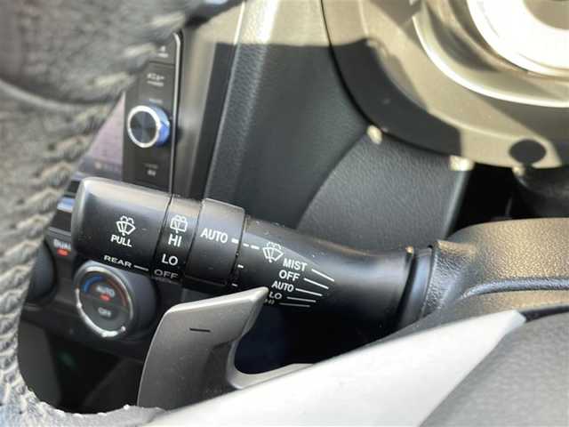 スバル フォレスター 2．0i－L アイサイト 道央・札幌 2014(平26)年 10.5万km アイスシルバーメタリック (株)IDOMが運営する【じしゃロン札幌店】の自社ローン専用車両になりますこちらは現金またはオートローンご利用価格です。自社ローンご希望の方は別途その旨お申し付けください。/ナビ/６スピーカー/バックカメラ/６CVT/革巻きシフトノブ/ピアノブラック調シフトパネル/アイドリングストップ/X-MODE/アイサイトver2（運転支援システム）/HIDヘッドランプ/ポップアップ式ヘッドランプウォッシャー/上部シルバーメッキ加飾付２段メッシュフロントグリル/開口部縦桟フロントバンパー/フロントフォグランプ/サイドシル/リアスポイラー/下部無塗装リアバンパー/リアフォグランプ/マフラーカッター/プライバシーガラス/クリアビューバック（デアイサー/ヒーテッドドアミラー）/ホワイト照明グレー文字盤自発光式アナログメーター/マルチインフォメーションディスプレイ/革巻きステアリングホイール/パドルシフト/２モード SI-DRIVE/SRSエアバック/シートヒーター /左右独立温度調整オートエアコン/シルバーステッチ入ファブリックシート/ワンタッチフォールディング機能付リクライニング式シート/リモコンキー/イモビライザー