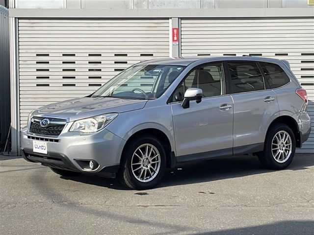 スバル フォレスター 2．0i－L アイサイト 道央・札幌 2014(平26)年 10.5万km アイスシルバーメタリック (株)IDOMが運営する【じしゃロン札幌店】の自社ローン専用車両になりますこちらは現金またはオートローンご利用価格です。自社ローンご希望の方は別途その旨お申し付けください。/ナビ/６スピーカー/バックカメラ/６CVT/革巻きシフトノブ/ピアノブラック調シフトパネル/アイドリングストップ/X-MODE/アイサイトver2（運転支援システム）/HIDヘッドランプ/ポップアップ式ヘッドランプウォッシャー/上部シルバーメッキ加飾付２段メッシュフロントグリル/開口部縦桟フロントバンパー/フロントフォグランプ/サイドシル/リアスポイラー/下部無塗装リアバンパー/リアフォグランプ/マフラーカッター/プライバシーガラス/クリアビューバック（デアイサー/ヒーテッドドアミラー）/ホワイト照明グレー文字盤自発光式アナログメーター/マルチインフォメーションディスプレイ/革巻きステアリングホイール/パドルシフト/２モード SI-DRIVE/SRSエアバック/シートヒーター /左右独立温度調整オートエアコン/シルバーステッチ入ファブリックシート/ワンタッチフォールディング機能付リクライニング式シート/リモコンキー/イモビライザー