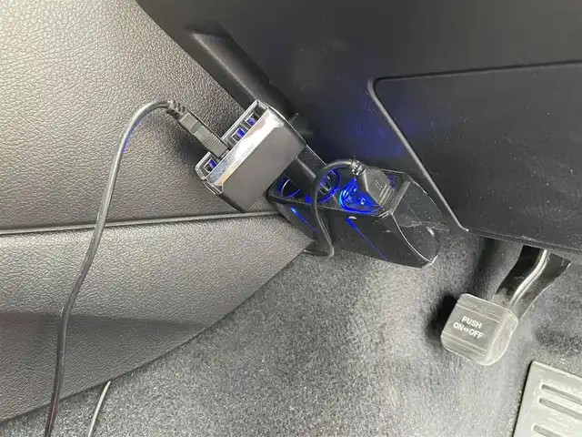 トヨタ マークＸ 350RDS 長野県 2017(平29)年 5.7万km シルバーマイカM ４WD/社外ナビ/・Bluetooth/CD/DVD/TV/バックカメラ/社外ETC/クルーズコントロール追走あり/純正フロアマット/ハーフレザー/前席パワーシート/前席シートヒーター/社外１９インチＡＷ/LEDオートライト/ドアバイザー/保証書/取り扱い説明書