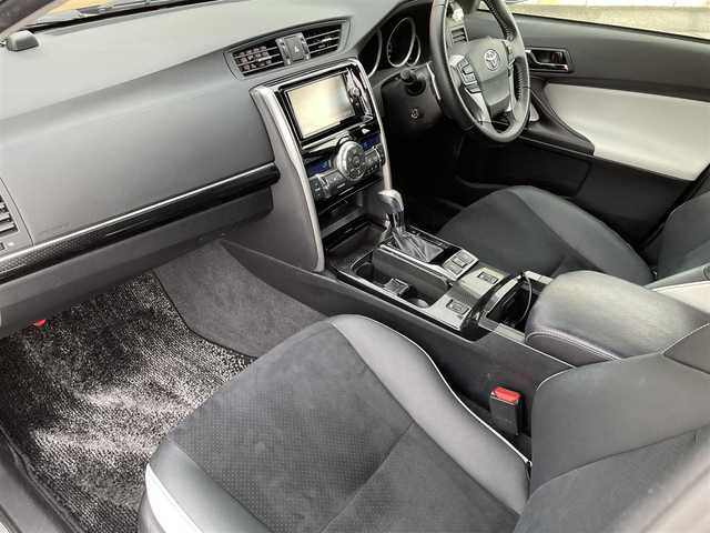 トヨタ マークＸ 350RDS 長野県 2017(平29)年 5.7万km シルバーマイカM ４WD/社外ナビ/・Bluetooth/CD/DVD/TV/バックカメラ/社外ETC/クルーズコントロール追走あり/純正フロアマット/ハーフレザー/前席パワーシート/前席シートヒーター/社外１９インチＡＷ/LEDオートライト/ドアバイザー/保証書/取り扱い説明書