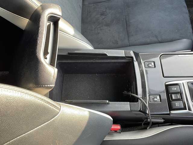 トヨタ マークＸ 350RDS 新潟県 2017(平29)年 5.7万km シルバーマイカM 社外ナビ/・Bluetooth/CD/DVD/TV/バックカメラ/社外ETC/クルーズコントロール追走あり/純正フロアマット/ハーフレザー/前席パワーシート/前席シートヒーター/社外１９インチＡＷ/LEDオートライト/ドアバイザー/保証書/取り扱い説明書