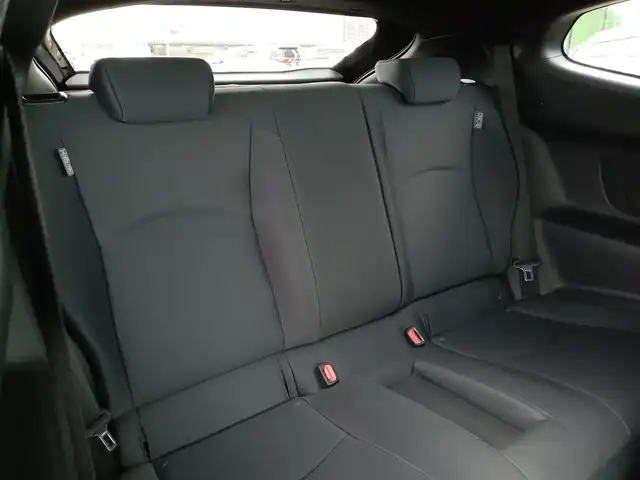トヨタ ＧＲヤリス RZ ファーストエディション 福井県 2021(令3)年 0.8万km プレシャスブラックパール ワンオーナー車/純正18インチAW/４WD/LEDヘッドライト/Fフォグ/SOSボタン/ビルトインETC/純正メモリナビ/フルセグテレビ/盗難防止装置/横滑り防止装置/アイドリングストップ/ダブル＋サイドエアバッグ/カーテンエアバッグ/純正フロアマット/スマートキー