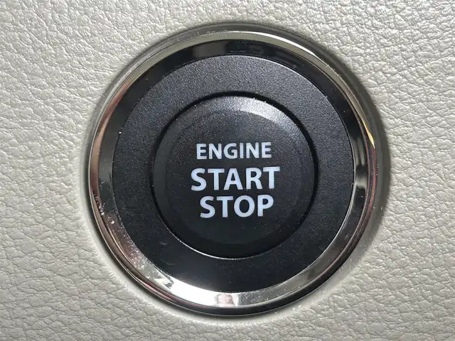 スズキ スペーシア G 茨城県 2016(平28)年 6.1万km クリスタルホワイトP 社外ナビ（MDV-D303）/バックカメラ/シートヒーター/両側スライドドア/純正フロアマット/スペアキー×1/取扱説明書