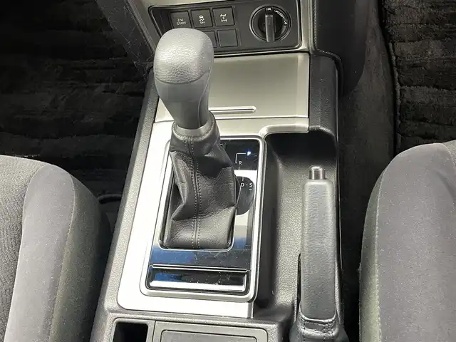 トヨタ ランドクルーザー プラド TX 熊本県 2018(平30)年 6.7万km ホワイトパールクリスタルシャイン ４WD/社外ナビAVIC-RW501（ＣＤ・ＤＶＤ・フルセグ・ＢＴ）/バックカメラ　/社外前方ドライブレコーダー　/ビルトインＥＴＣ　/前後クリアランスソナー　/トヨタセーフティーセンス/・プリクラッシュセーフティ/・レーンディパーチャーアラート/・オートマチックハイビーム/・アダブティブクルーズコントロール/横滑り防止/ダウンヒルアシスト/ルーフレール/革巻きステアリング/純正フロアマット/純正17インチAW/オートライト/LEDヘッドライト/フォグランプ/スマートキー/プッシュスタート