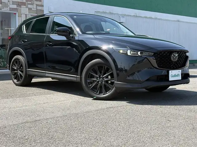 マツダ ＣＸ－５ 20S ブラックトーンED 徳島県 2022(令4)年 3.3万km ジェットブラックマイカ ワンオーナー車/マツダi-アクティブセンス/衝突被害軽減ブレーキ　/クリアランスソナー/純正ナビゲーション/（フルセグ/ラジオ/Bluetooth）/全方位モニター　/ハーフレザーシート　/パワーバックドア　/LEDヘッドライト/フォグランプ/アイドリングストップ/ＥＴＣ　/純正１９インチアルミホイール/社外ドライブレコーダー　/トラクションコントロール　/ＴＣＳ　/電気式パーキングブレーキ/オートホールド/パドルシフト　/ウィンカーミラー/リヤワイパー/革巻きステアリング/運転席パワーシート　/プッシュスタート/スマートキー/純正フロアマット