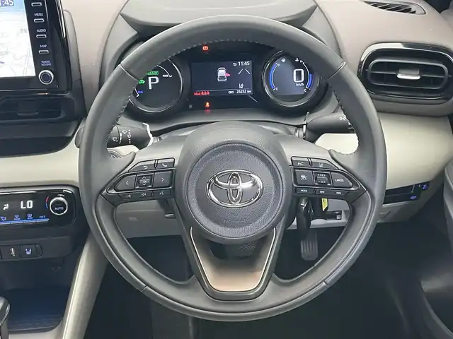 トヨタ ヤリス ハイブリッド Z 愛知県 2020(令2)年 2.6万km アバンギャルドブロンズメタリック 純正ＤＡナビ　フルセグＴＶ　ＢＴ　ミラキャスト　USB　モデリスタ１５インチアルミ　シートヒーター　純正ドラレコ　ＥＴＣ２．０　セーフティセンス　衝突軽減　追従クルコン　バックカメラ　ＬＥＤライト　コーナーセンサー　禁煙車