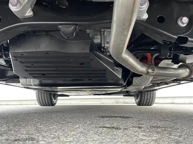 トヨタ クラウン スポーツ Z 滋賀県 2025(令7)年 0.1万km ブラック ワンオーナー/４WD/純正12.3インチHDディスプレイ/・フルセグ/Bluetooth/Apple CarPlay/パノラミックビューモニター/革巻きステアリング/ステアリングリモコン/ビルトインETC2.0/デジタルインナーミラー/メモリーシート/置くだけ充電/黒革シート/前席シートヒーター/前席シートベンチレーション/ハンズフリーパワーバックドア/トヨタチームメイト/・アドバンスドパーク/・アドバンスドドライブ/トヨタセーフティセンス/・プリクラッシュセーフティ/・レーントレーシングアシスト/・レーダークルーズコントロール/・アダプティブハイビームsiステム/・ロードサインアシスト/・発進遅れ告知機能/ブラインドスポットモニター/ヘッドランプウォッシャー/AC１００V/スマートキー/プッシュスタート