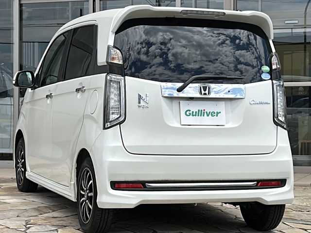 ホンダ Ｎ ＷＧＮ カスタム G ターボパッケージ 静岡県 2016(平28)年 1.3万km プレミアムホワイトパールⅡ 純正ナビ/・CD/DVD/・FM/AM/・フルセグTV/・iPod/・SD/・USB/・Bluetooth/主要装備/・バックカメラ/・パドルシフト/・ＥＴＣ/・アイドリングストップ/・オートライト/・ステアリングスイッチ/・ハーフレザー/・シティブレーキアクティブシステム/・１４インチ純正アルミ/・ＨＩＤライト/・サイドカーテンエアバッグ