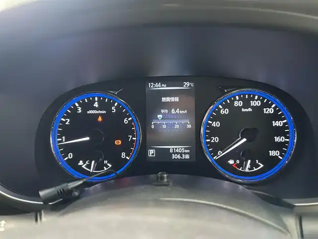 日産 エルグランド 250ハイウェイスターS 鹿児島県 2017(平29)年 8.2万km ファントムブラック 7インチナビ（CN-RX03WV）/バックカメラ/後席モニター（アルパイン）/フルセグTV/両側パワースライドドア/社外前後ドライブレコーダー/ビルトインETC/クルーズコントロール/ハーフレザー/革巻きステアリング/LEDヘッドライト/オートライト/フロントフォグ/純正ドアバイザー/純正フロアマット/純正18インチアルミホイール