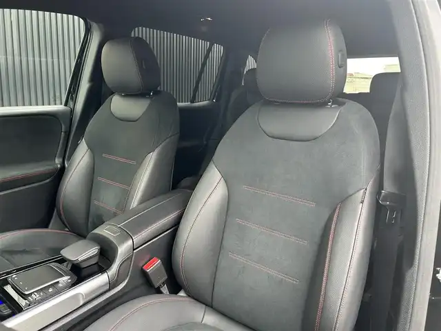 メルセデス・ベンツ ＧＬＢ２００ｄ AMGライン 福岡県 2021(令3)年 5.2万km コスモスブラック レーダーセーフティパッケージ/アダプティブクルーズコントロール/アクティブセーフティブレーキ/ブラインドスポットモニター/レーンキープアシスト/ハーフレザーシート/シートヒーター/純正ナビ/全方位カメラ/フルセグTV/Bluetooth/アンビエントライト　/LEDヘッドライト/オートハイビーム/ステアリングスイッチ/パドルシフト　/パワーバックドア　/純正ドライブレコーダー/純正１９インチアルミホイール　/ETC/取扱説明書/保証書/スペアキー×1