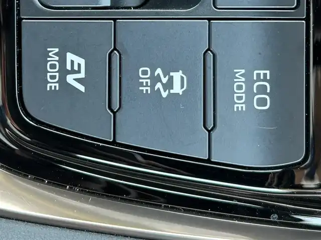 トヨタ アルファードハイブリット Z 大阪府 2024(令6)年 1万km プラチナホワイトパールマイカ ワンオーナー/左右独立ムーンルーフ（電動シェード＆巻き込み防止機能付）/後席用パワーサイドサンシェード/デジタルインナーミラー/純正14インチHDDナビ/フリップダウンモニター（V12T-R72C）/パノラミックビューモニター/ETC2.0/ToyotaSafetySense/・プリクラッシュセーフティー/・レーントレーシングアシスト【LTA】/・レーンディパーチャーアラート【LDA】/・レーダークルーズコントロール/・アダプティブハイビームシステム【AHS】/・ロードサイドアシスト【RSA】/・ドライバー異常時対応システム/・プロアクティブドライビングアシスト【PDA】/・発進遅れ告知機能【TMN】/ブラインドスポットモニター【BSM】/安心降車アシスト【SEA】/後方車両接近告知/周辺車両接近時サポート/セカンダリーコリジョンブレーキ/リアクロストラフィックアラート/パーキングサポートブレーキ/リアカメラディクション/クリアランスソナー/保証書・記録簿（R6.9/R7.10）